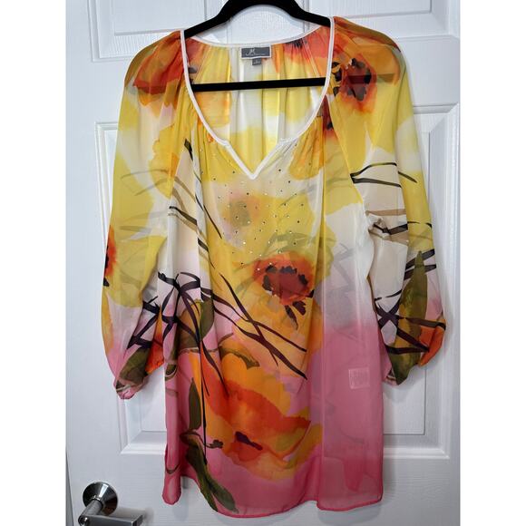 Vibrant Floral Bohemian Size L Top - Picture 1 of 7